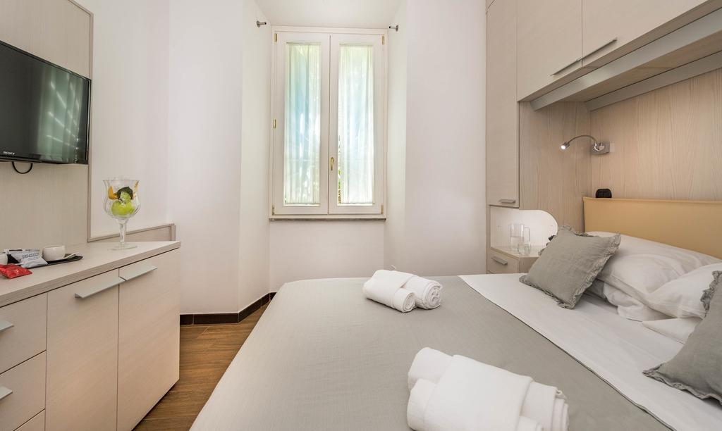 Pensión Andenis Luxury House